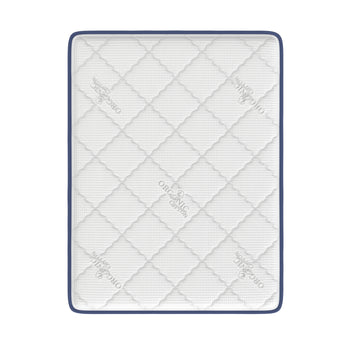 White quilted organic cotton sleeping surface of the Stella mattress