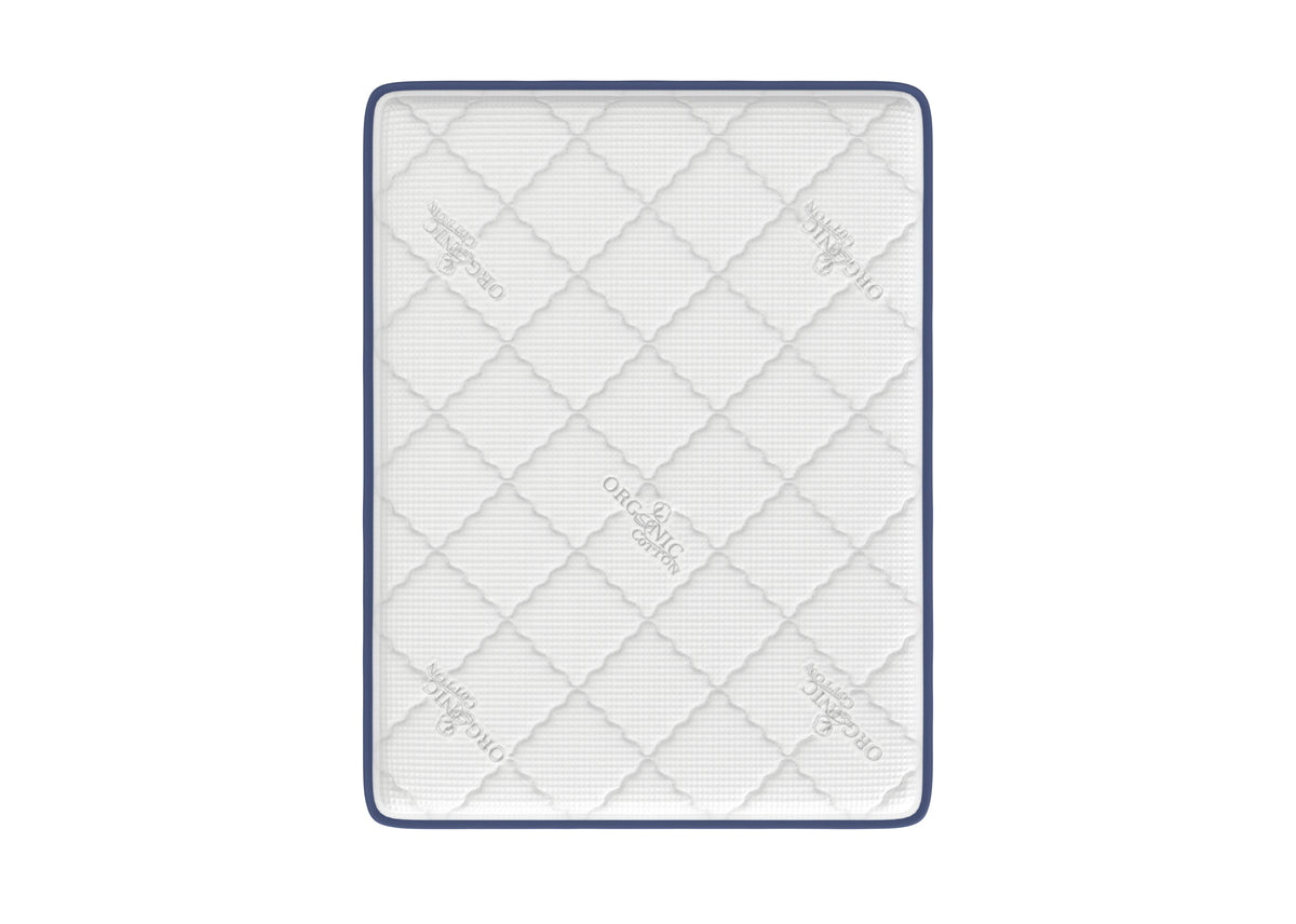 White quilted organic cotton sleeping surface of the Stella mattress